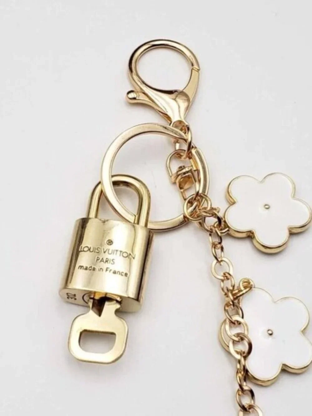 Authentic LV Gold Padlock 🔒 Unbranded Flower charm for Louis Vuitton Bags
